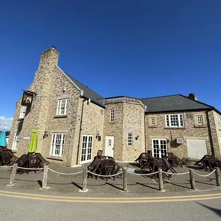 Sea-renity - Part Of The The Bay Village With Pool, Gym And Direct Access, Pub, Restaurant, Tennis And Meadows Walks Ferienhaus *
