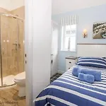 Sea-renity - Part Of The The Bay Village With Pool, Gym And Direct Access, Pub, Restaurant, Tennis And Meadows Walks Filey