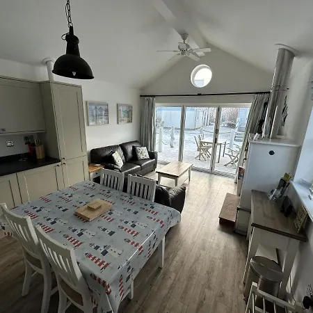 別荘 Sea-renity - Part Of The The Bay Village With Pool, Gym And Direct Access, Pub, Restaurant, Tennis And Meadows Walks